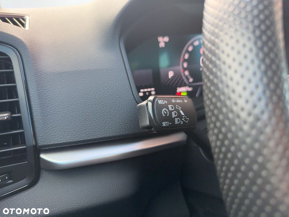 Skoda Karoq 1.5 TSI ACT Selection DSG - 14