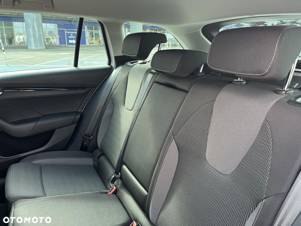 Skoda Octavia 2.0 TDI Selection - 16