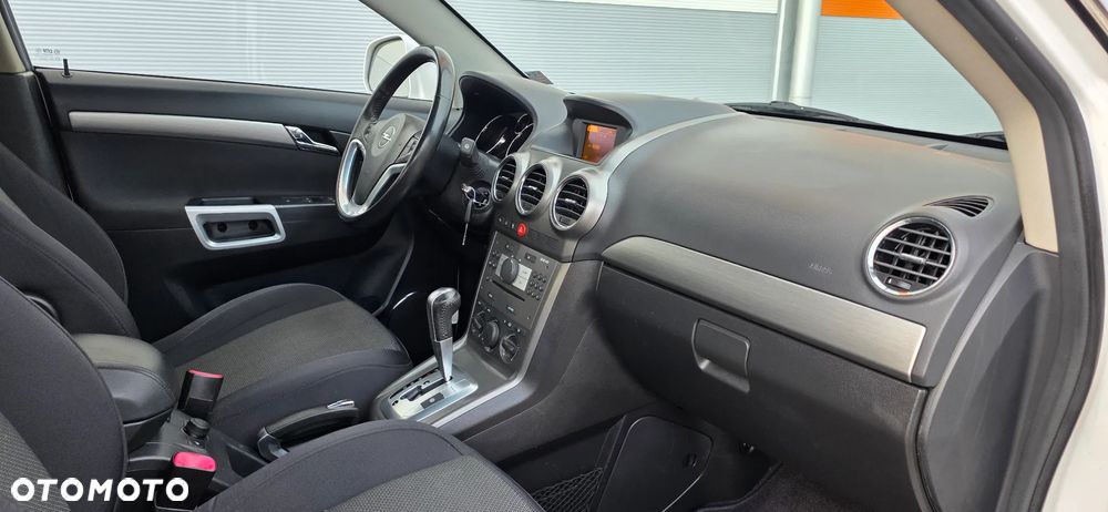 Opel Antara - 12
