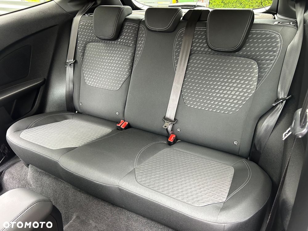 Ford Fiesta - 26