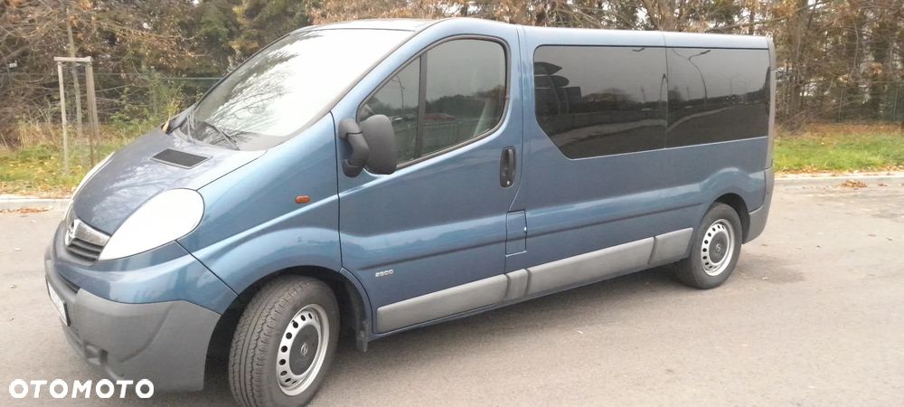 Opel Vivaro L2H1 2.9t Essentia - 2