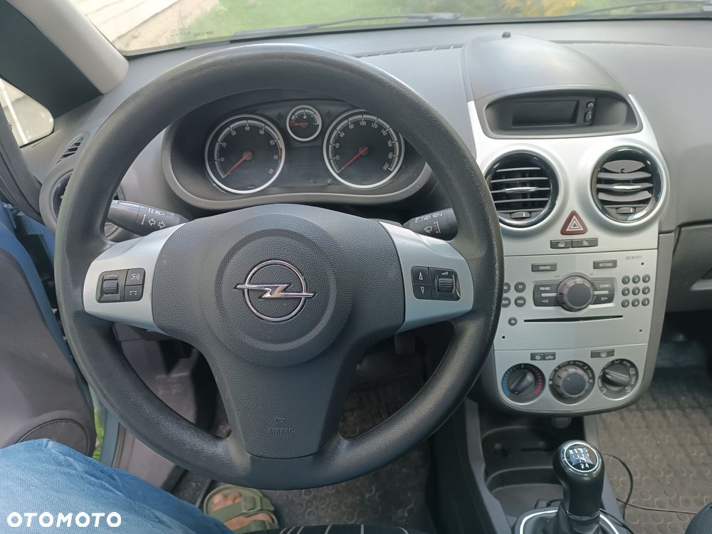 Opel Corsa - 5