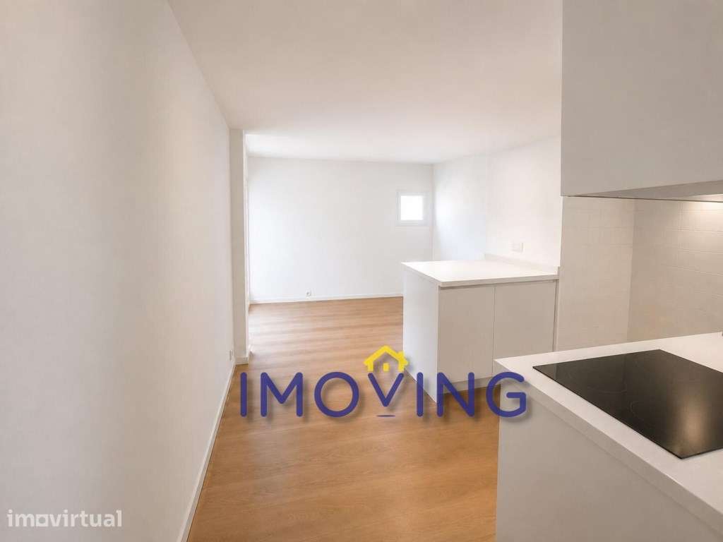 Apartamento T1 totalmente remodelado no Alto de Seixalinho, Barreiro - Grande imagem: 2/17