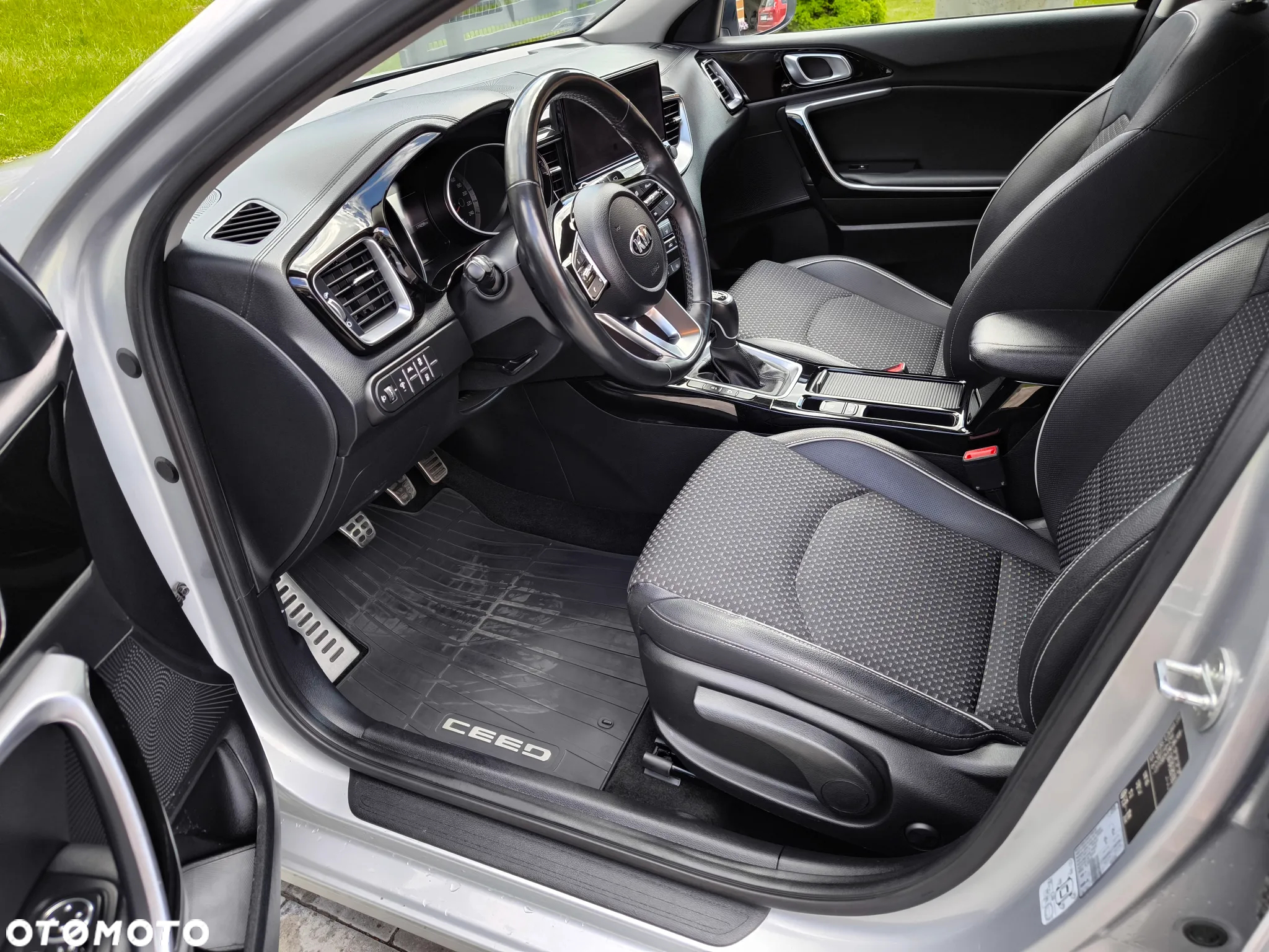 Kia Ceed 1.5 T-GDI Business Line Plus - 9