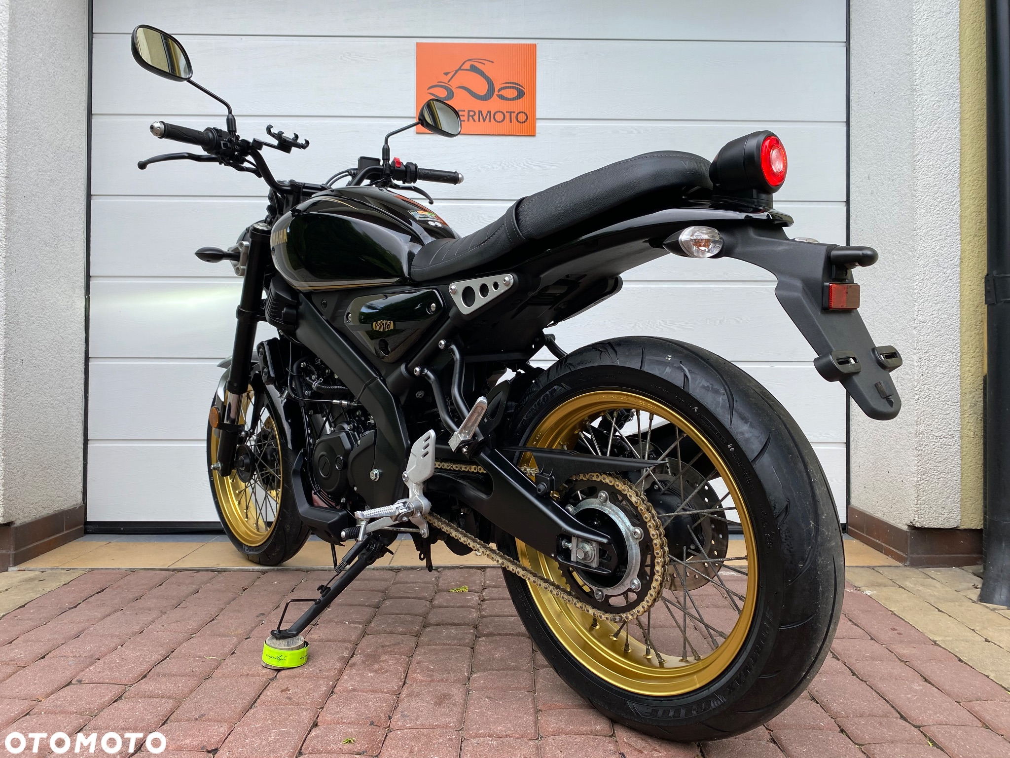 Yamaha XSR - 4