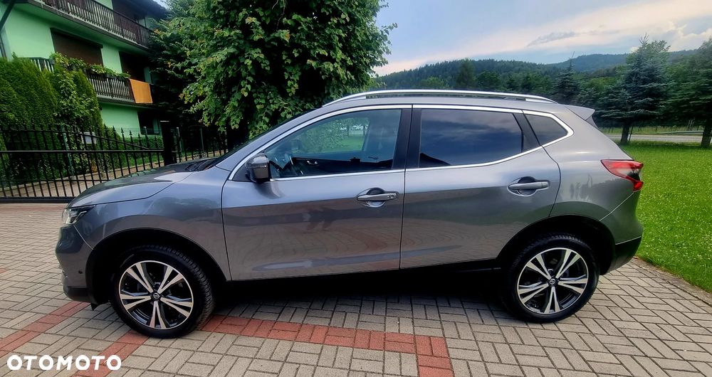 Nissan Qashqai 1.2 DIG-T N-Connecta - 2