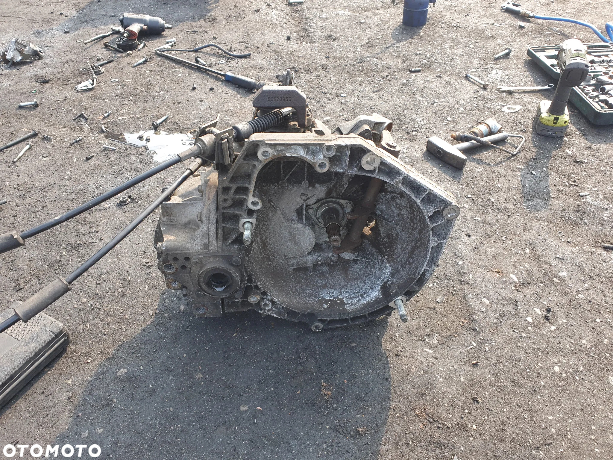 SKRZYNIA BIEGÓW RENAULT LAGUNA III 1.5 DCI 6 BIEGÓW - 2