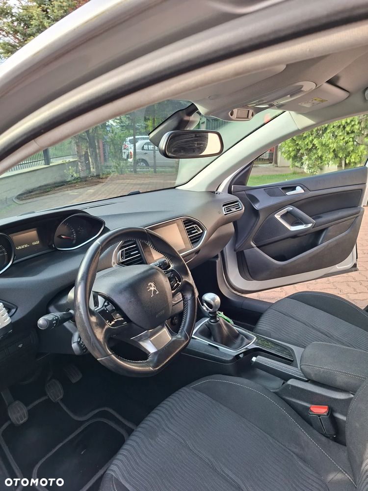 Peugeot 308 1.6 BlueHDi Active S&S - 9