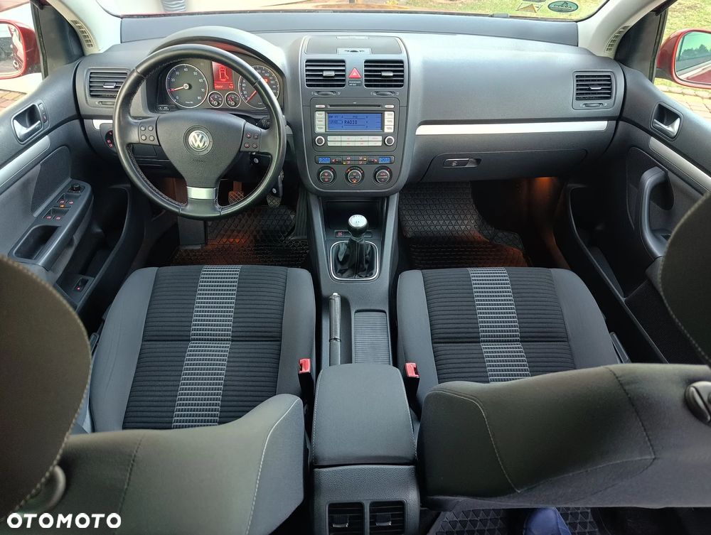 Volkswagen Golf 1.6 United - 17