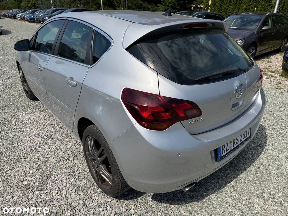 Opel Astra 1.4 Turbo Innovation - 12