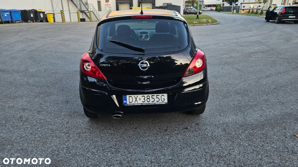 Opel Corsa 1.4 16V Satellite - 18