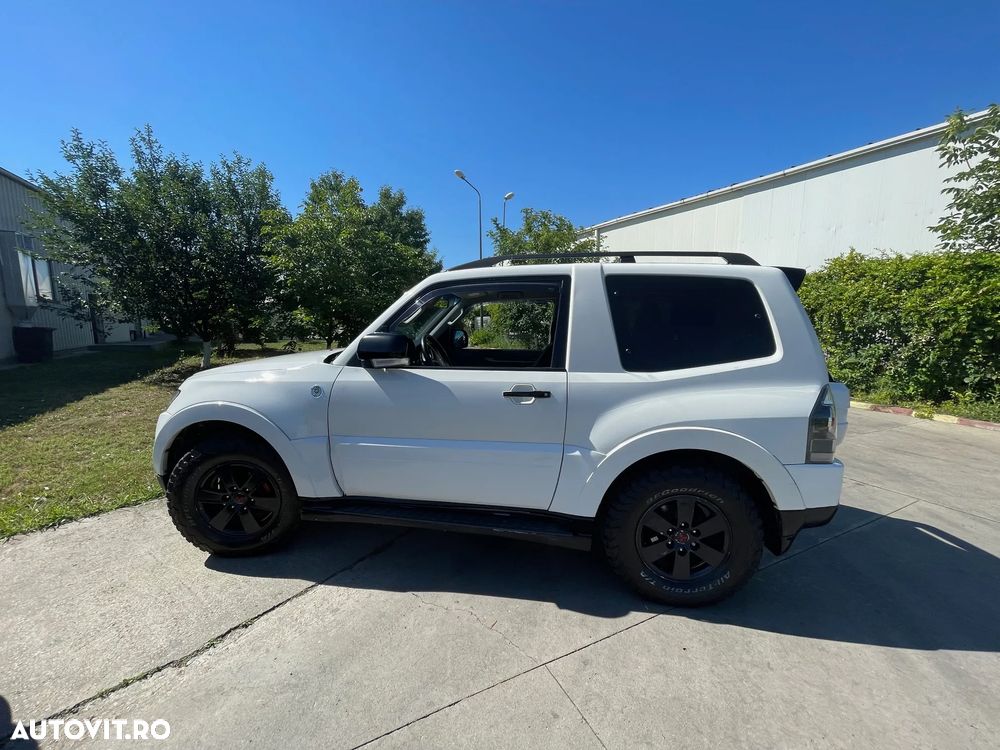 Mitsubishi Pajero 3.2 DI-D Dakar - 8