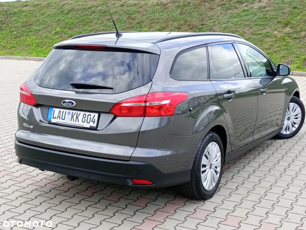 Ford Focus 1.5 EcoBlue Start-Stopp-System TITANIUM - 8