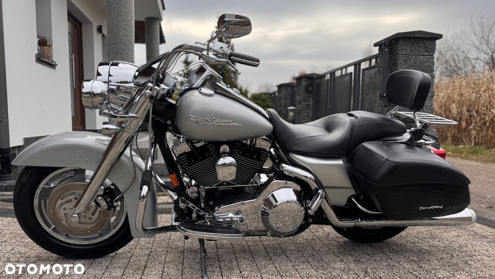 Harley-Davidson Touring Road King - 1