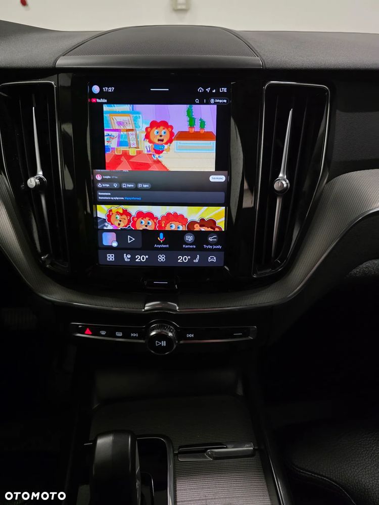 Volvo XC 60 B4 D Inscription - 11