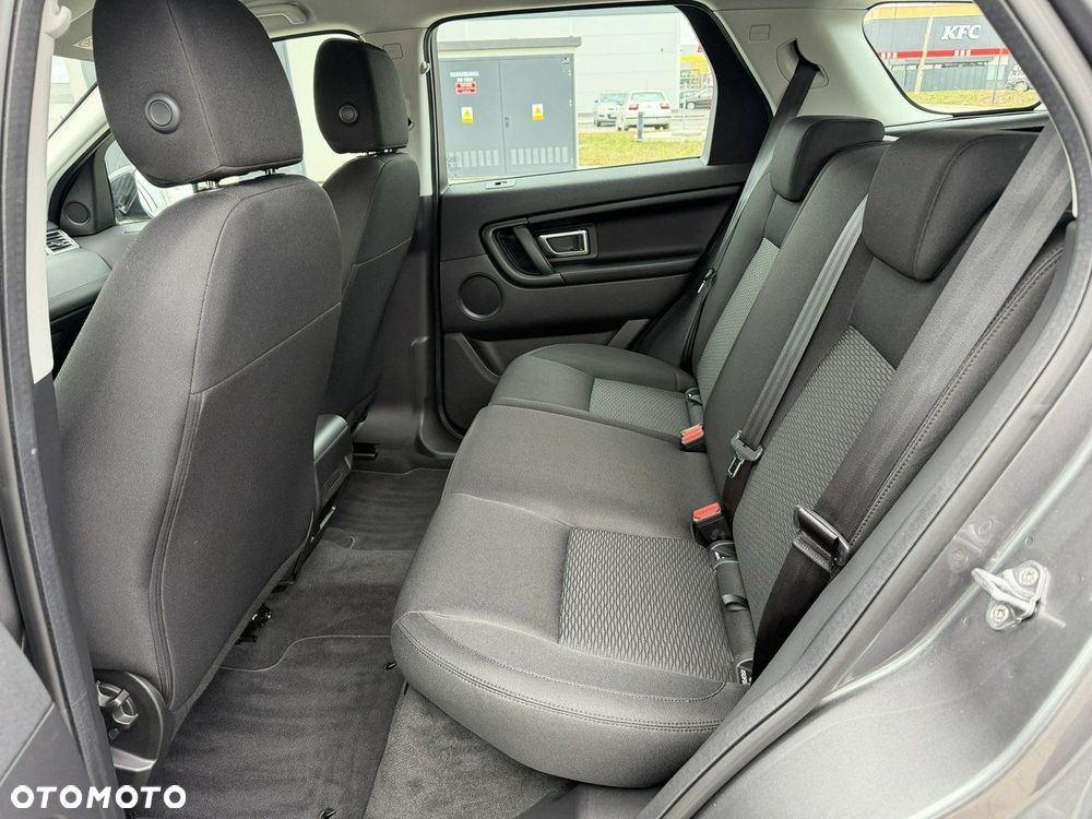 Land Rover Discovery Sport TD4 Dynamic - 31