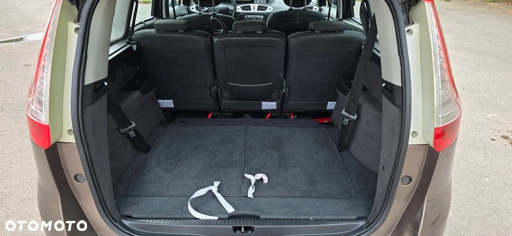Renault Grand Scenic Gr 1.6 16V Confort Authentique - 14