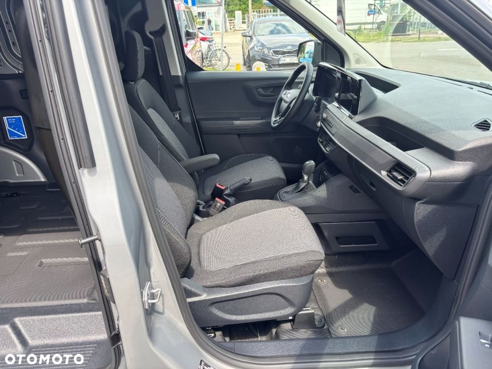 Ford Transit Courier - 24