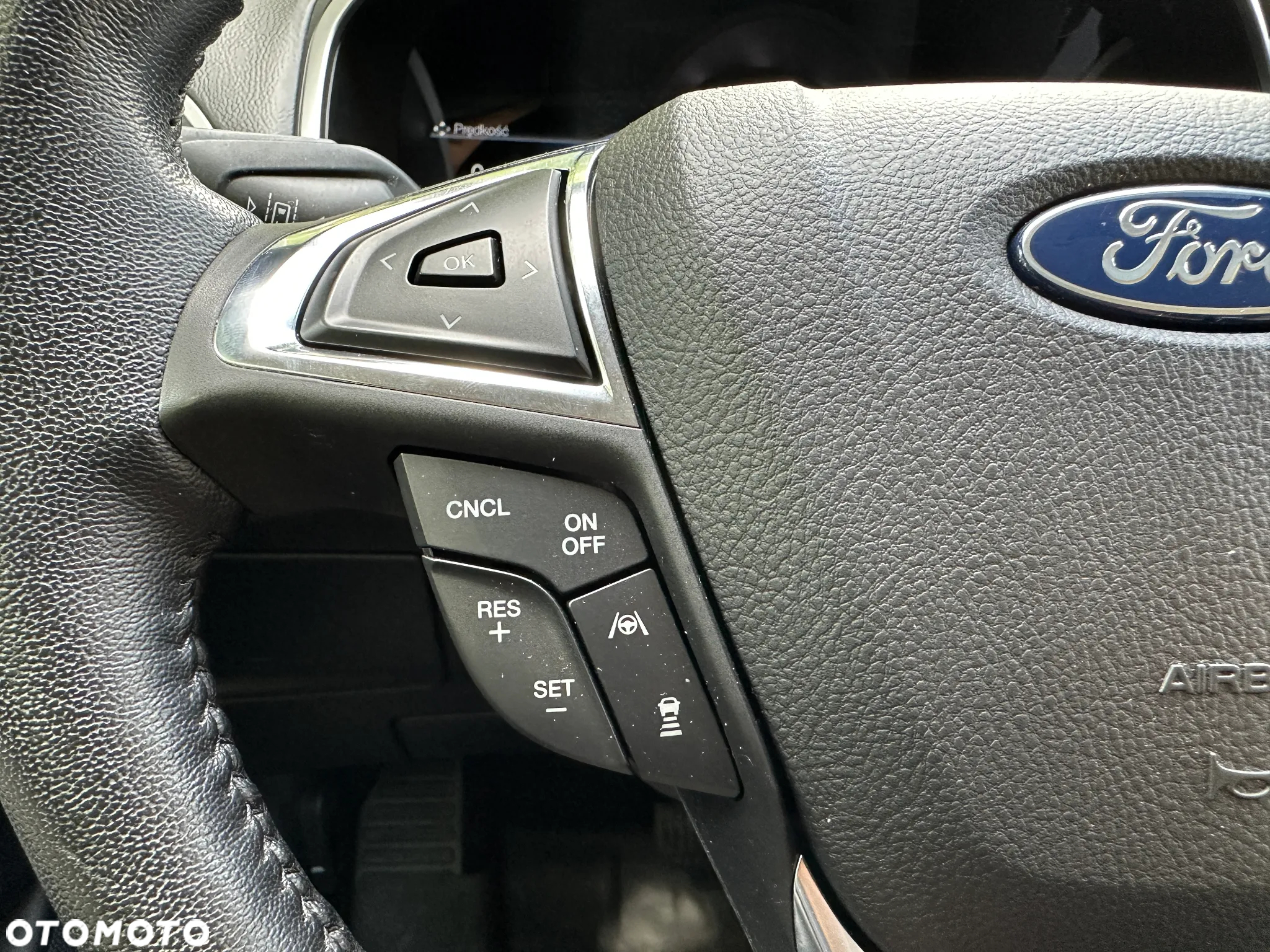 Ford Edge - 35