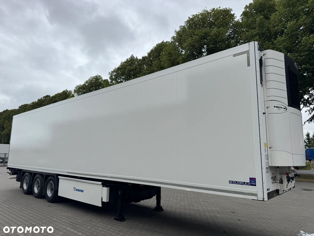 Krone Hakowa, Carrrier Vector 1550 - 2