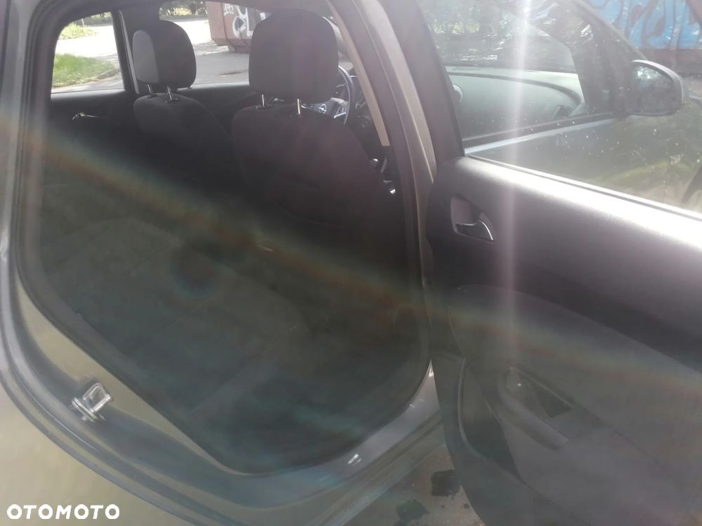 Opel Astra III 1.7 CDTI - 15