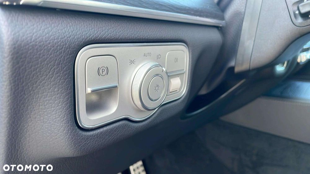 Mercedes-Benz GLE - 15