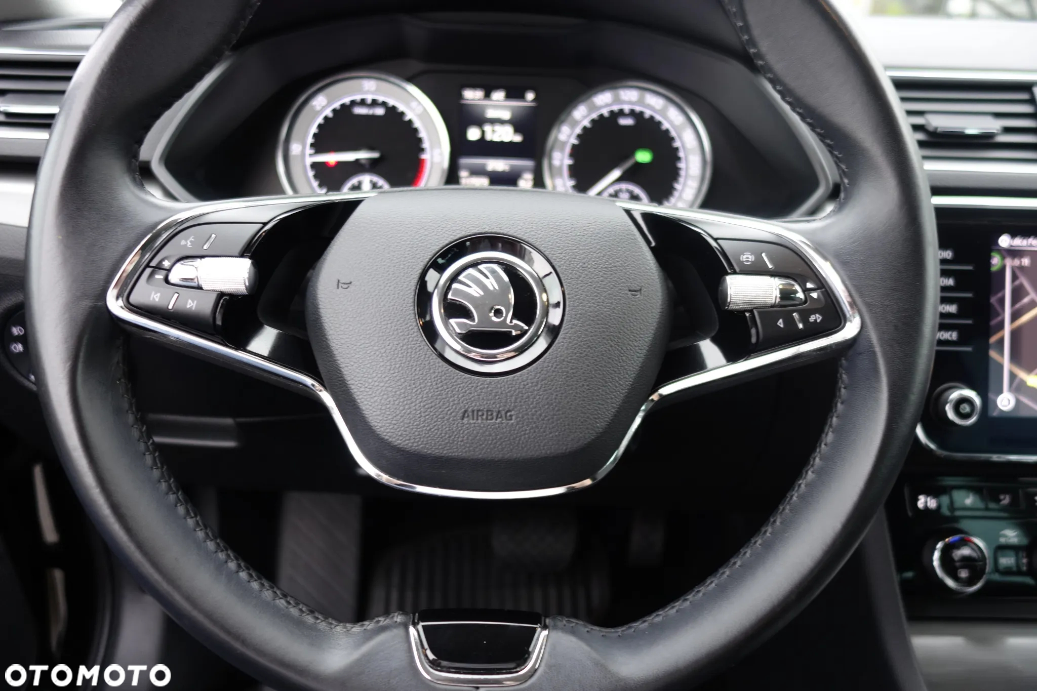 Skoda Superb - 24
