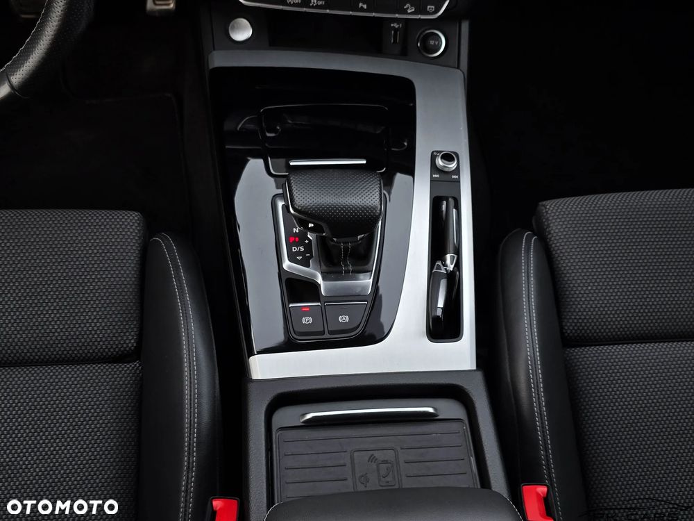 Audi Q5 40 TDI Quattro S tronic sport - 28