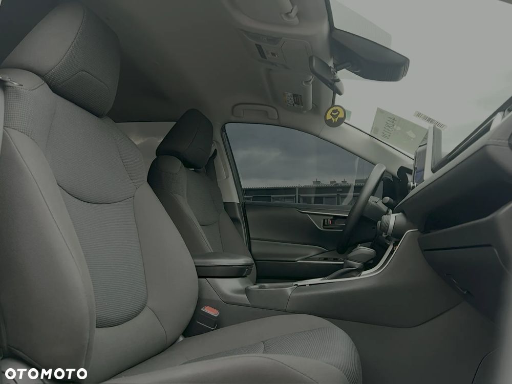 Toyota RAV4 - 23