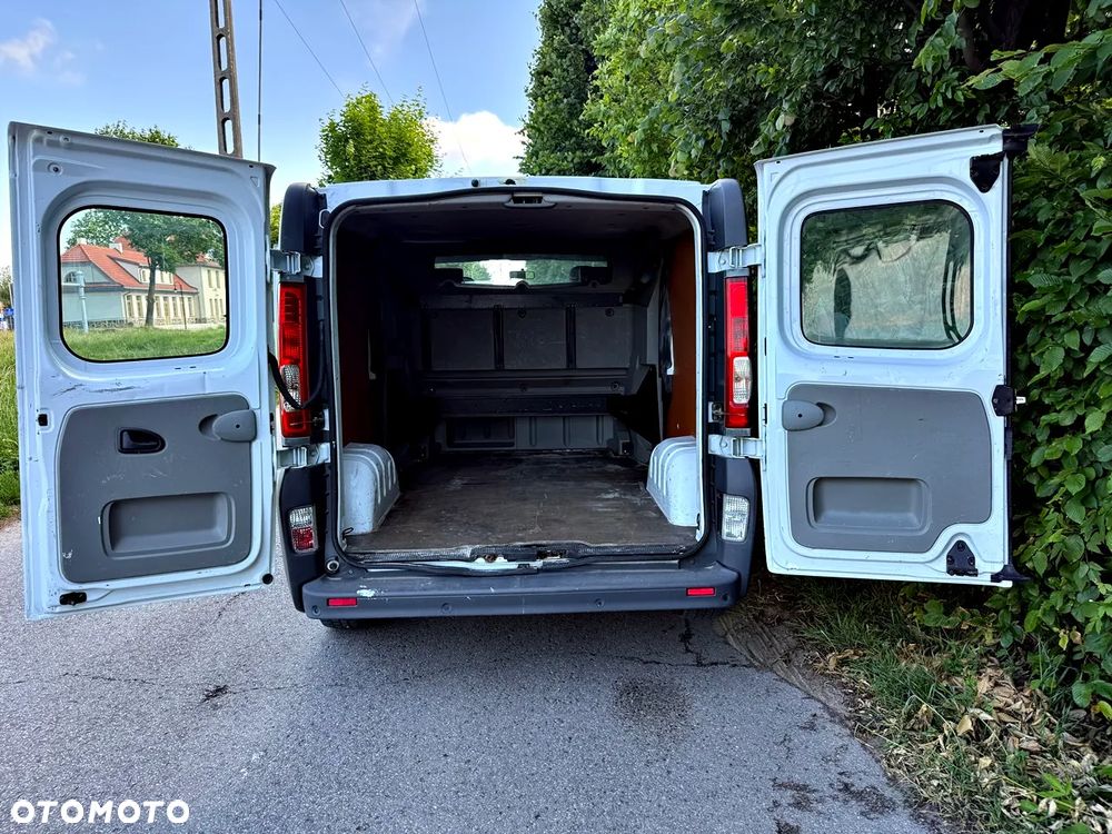 Opel vivaro - 17