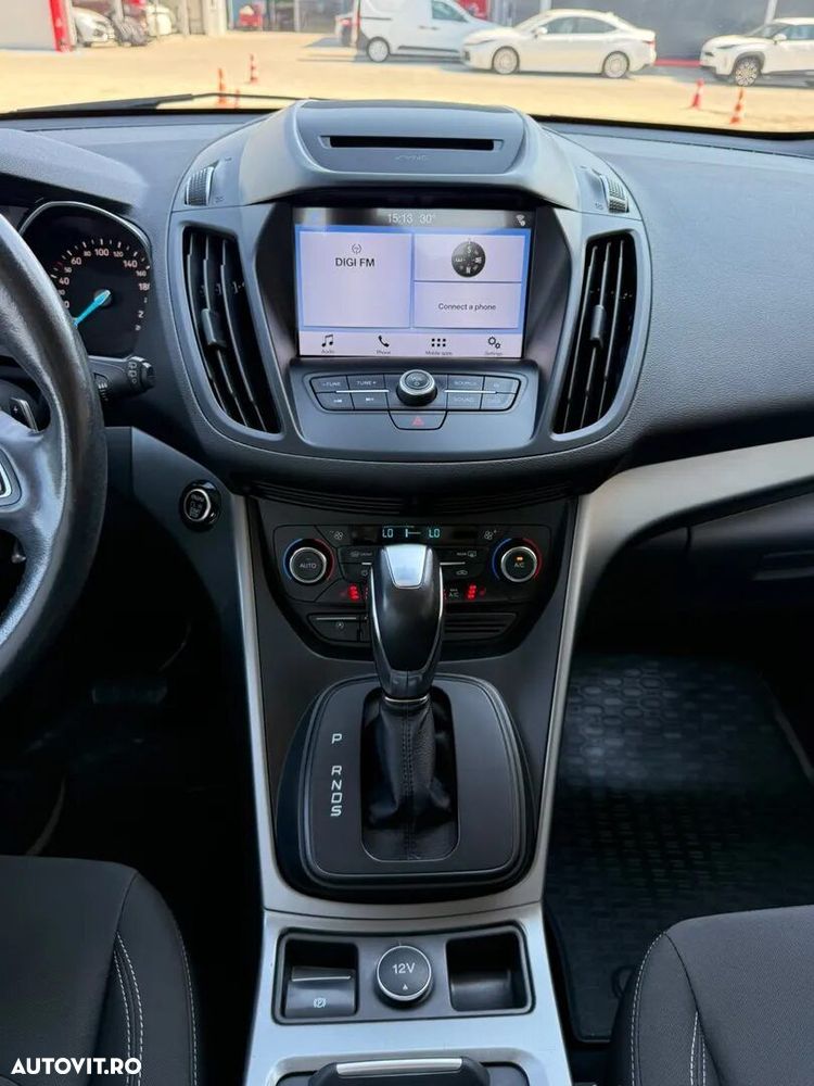 Ford Kuga - 19