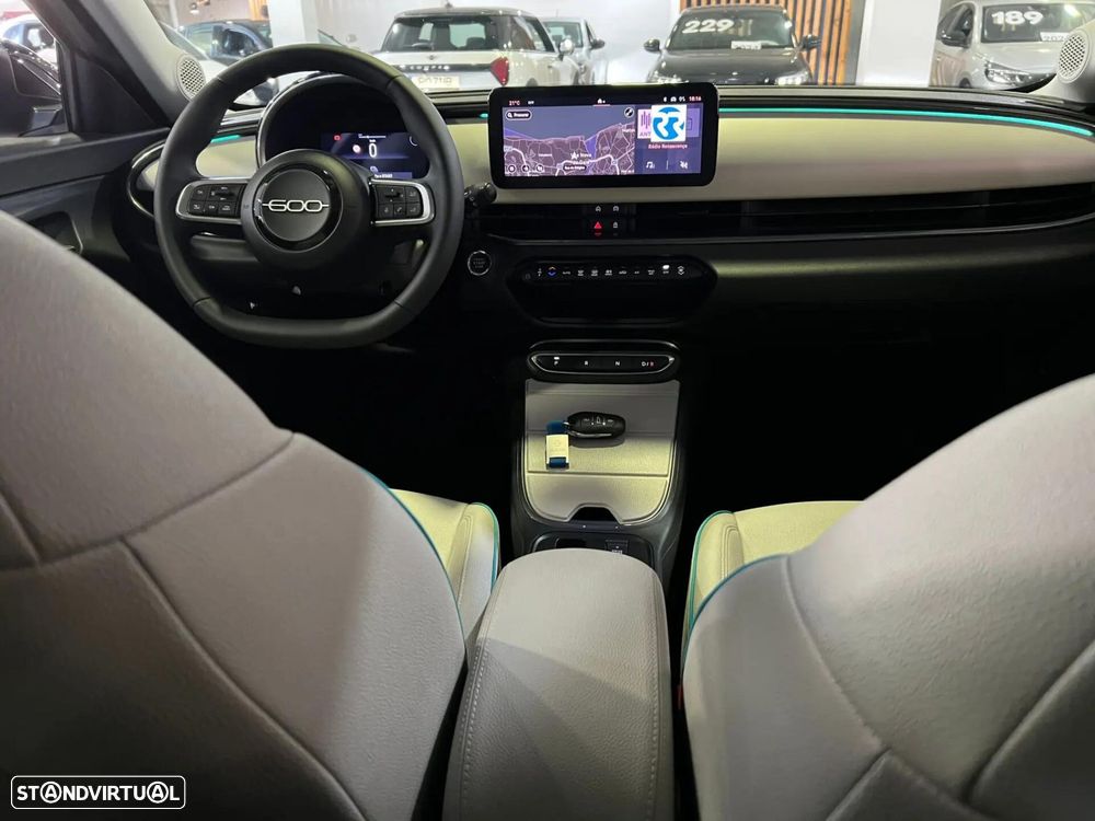 Fiat 600e 54 kWh La Prima - 18