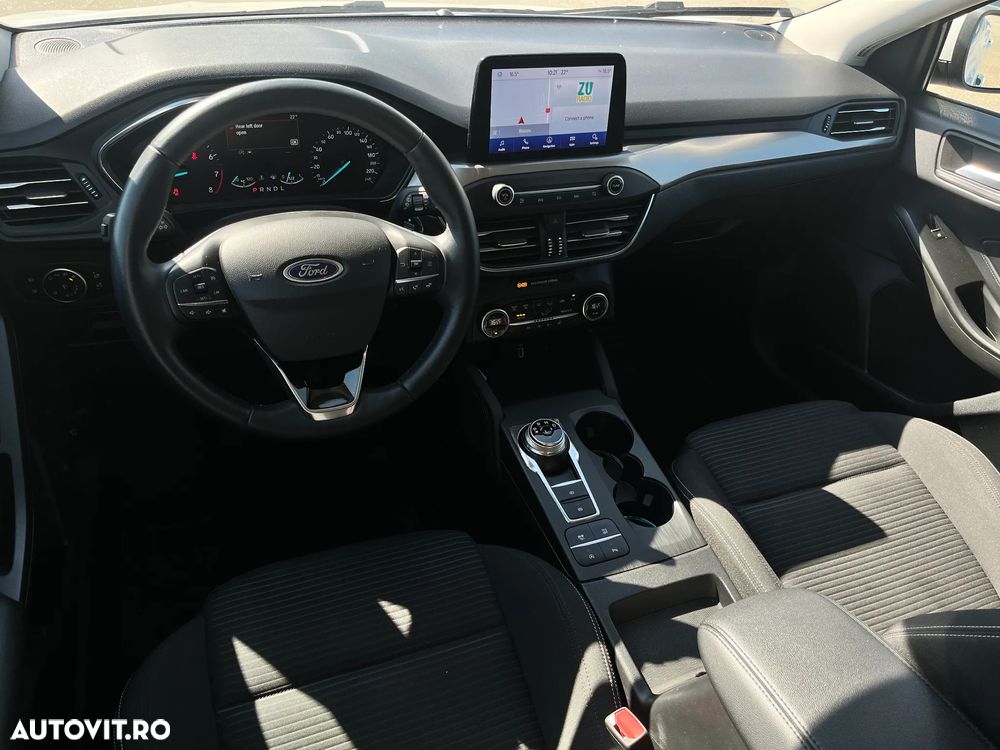 Ford Focus - 12