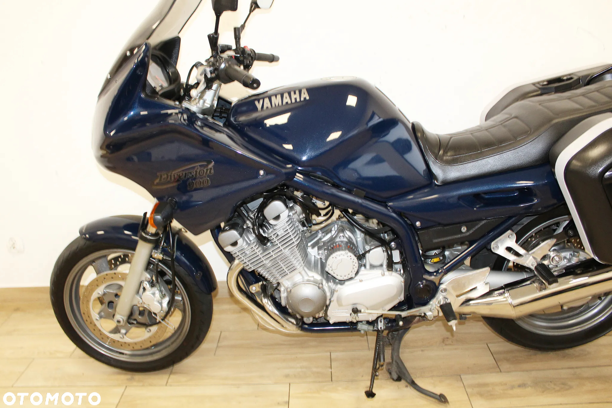 Yamaha XJ - 8