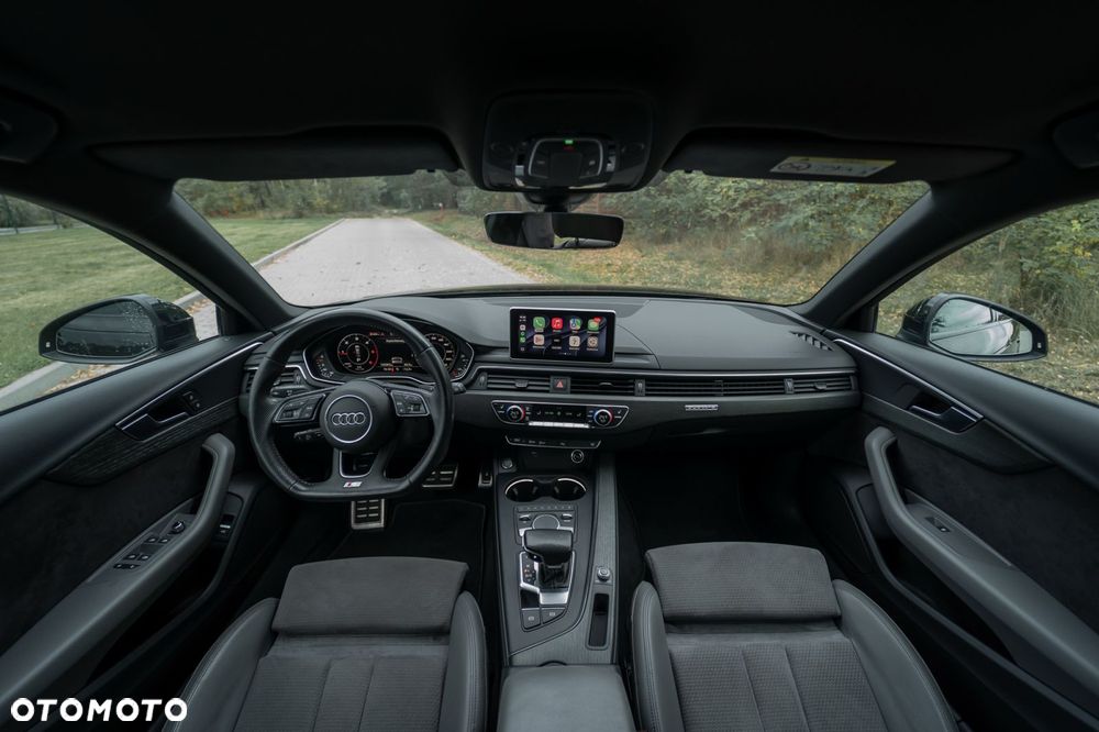 Audi A4 Avant 2019 photo 2