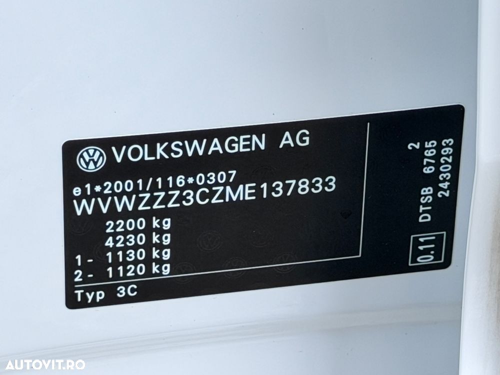 Volkswagen Passat 2.0 TDI SCR DSG Comfortline - 20