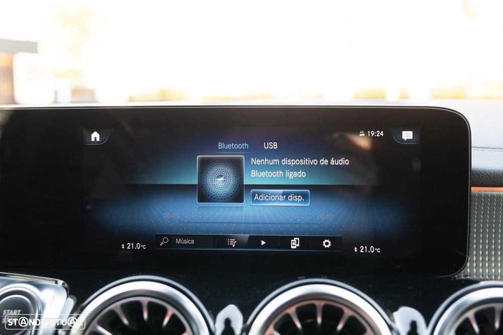 Mercedes-Benz EQB 300 4Matic AMG Line - 28