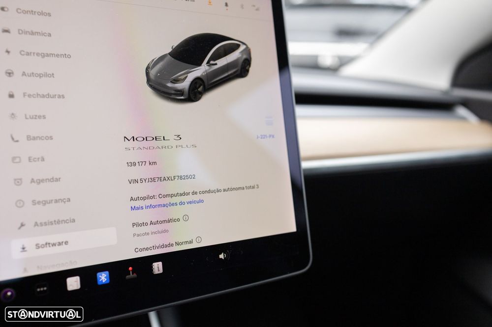 Tesla Model 3 Standard Range Plus RWD - 11