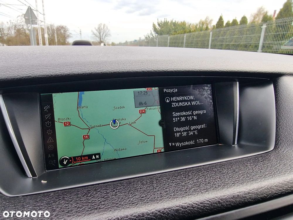 BMW X1 sDrive20d - 25