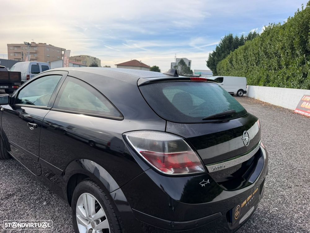 Opel Astra GTC 1.7 CDTi - 21