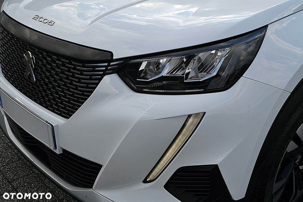 Peugeot 2008 BlueHDi 130 EAT8 GT Pack - 10