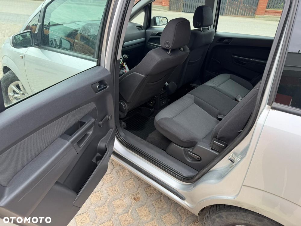 Opel Zafira 1.8 Elegance - 12