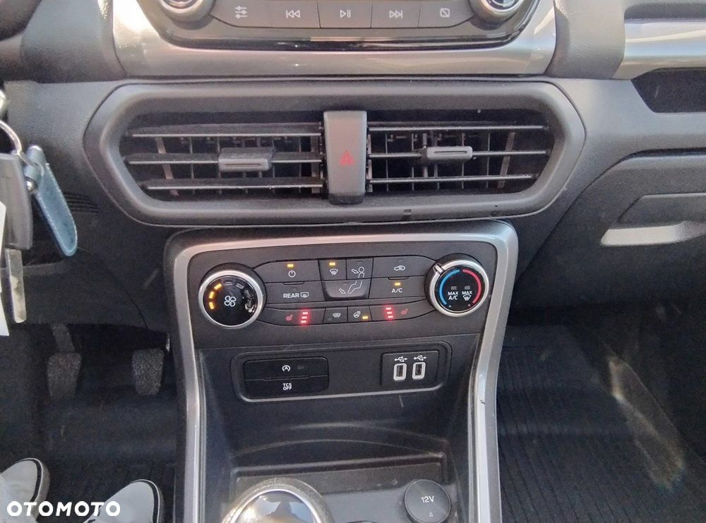 Ford EcoSport - 18