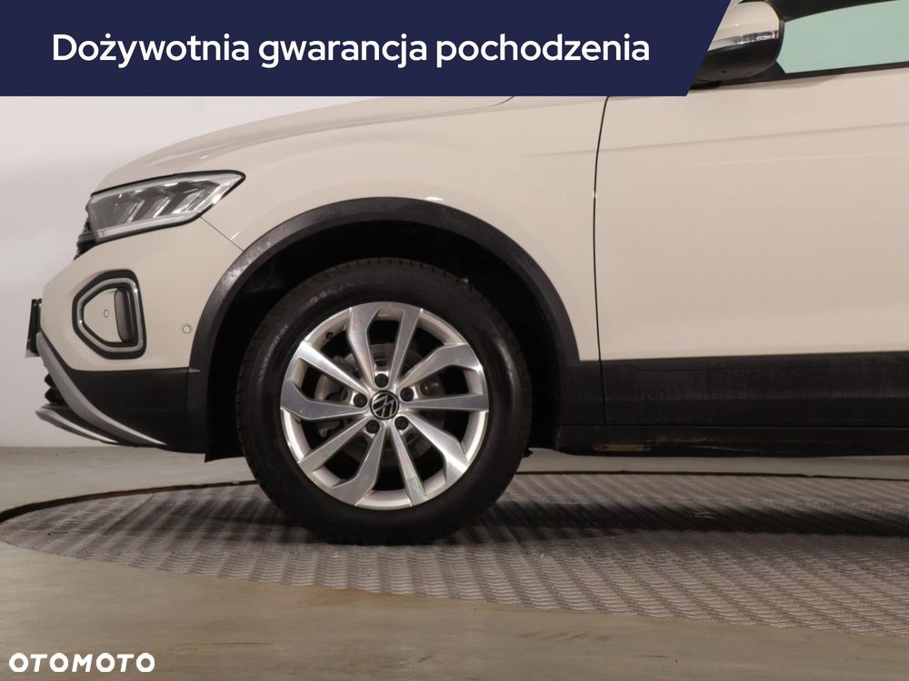 Volkswagen T-Roc - 17