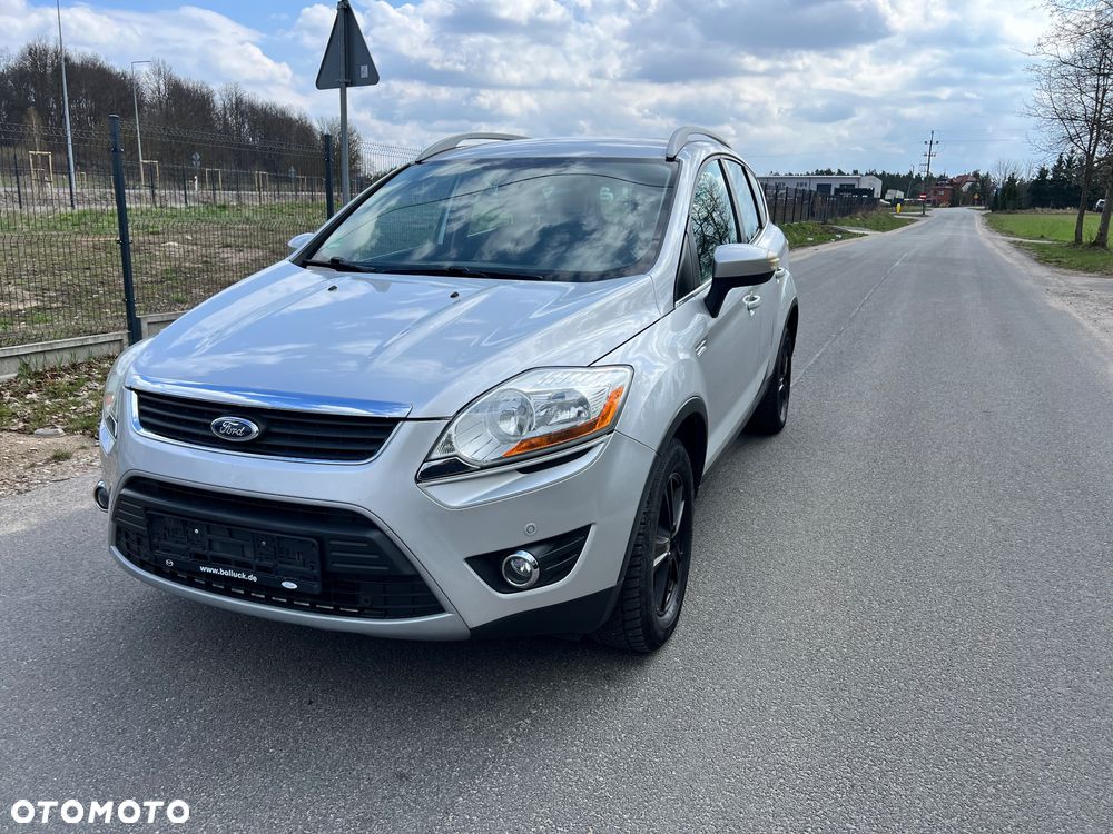 Ford Kuga 2.0 TDCi 2x4 Titanium - 24