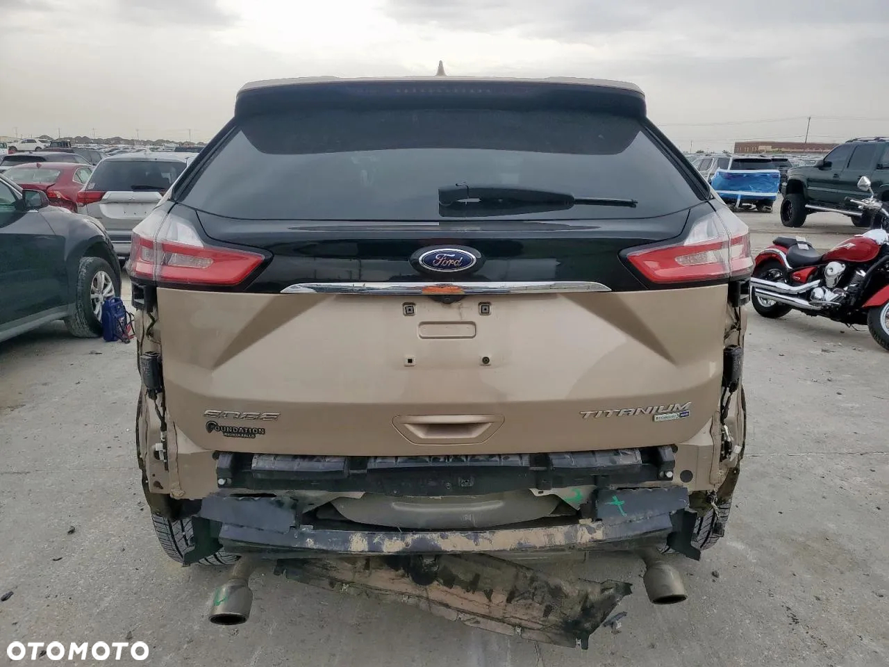 Ford Edge - 6