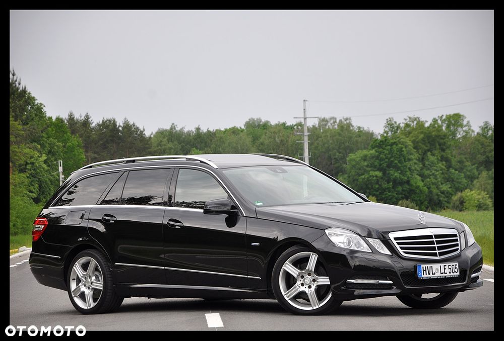 Mercedes-Benz Klasa E 300 CDI DPF BlueEFFICIENCY 7G-TRONIC Avantgarde - 2