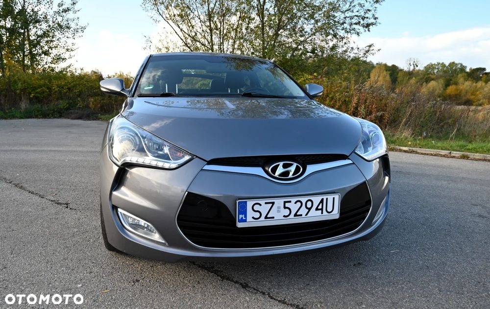 Hyundai Veloster - 19