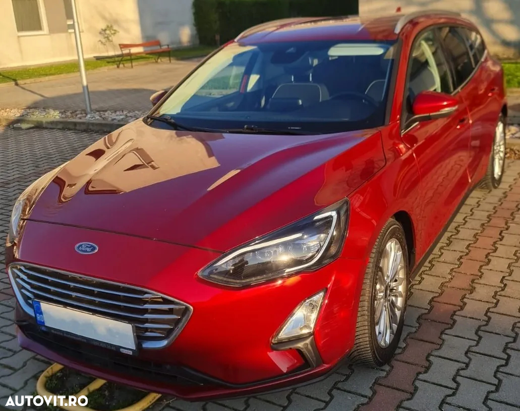 Ford Focus 1.0 EcoBoost Titanium Business - 4