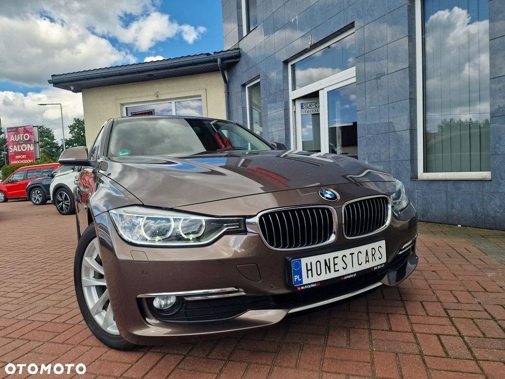 BMW Seria 3 318d Luxury Line - 11